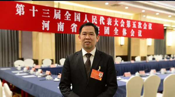 方運(yùn)舟：打造中國智能汽車的安卓系統(tǒng)