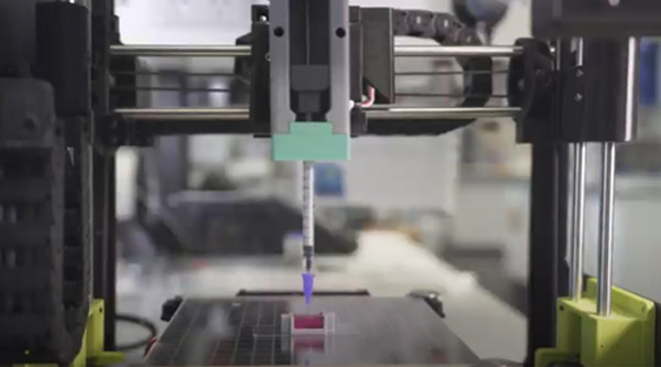 3D打印發展到新高度，可直接在人體內進行骨骼打印!